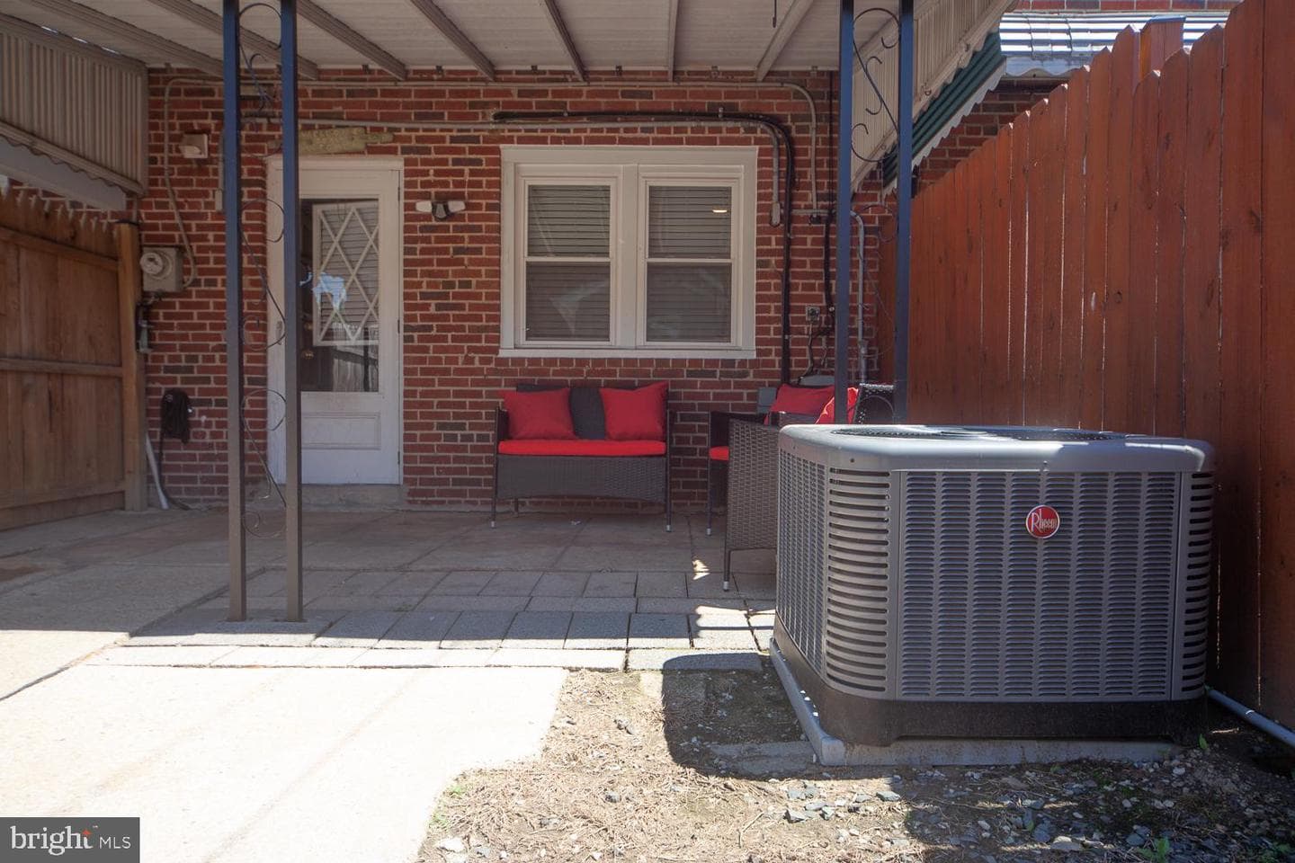 2215 Searles Rd photo 22