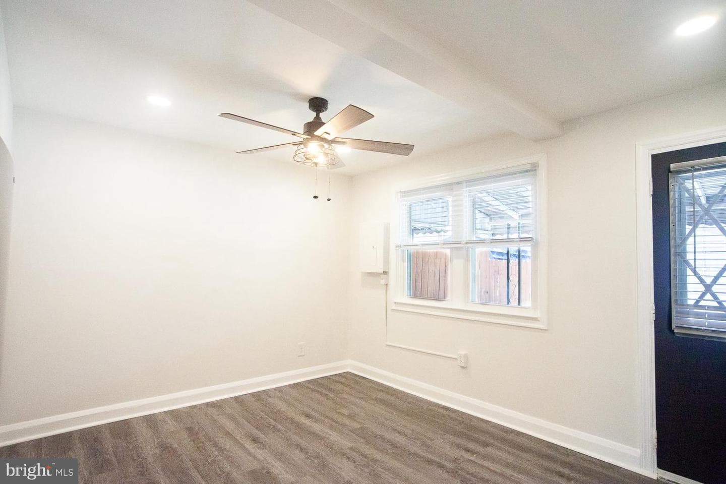 2215 Searles Rd photo 7
