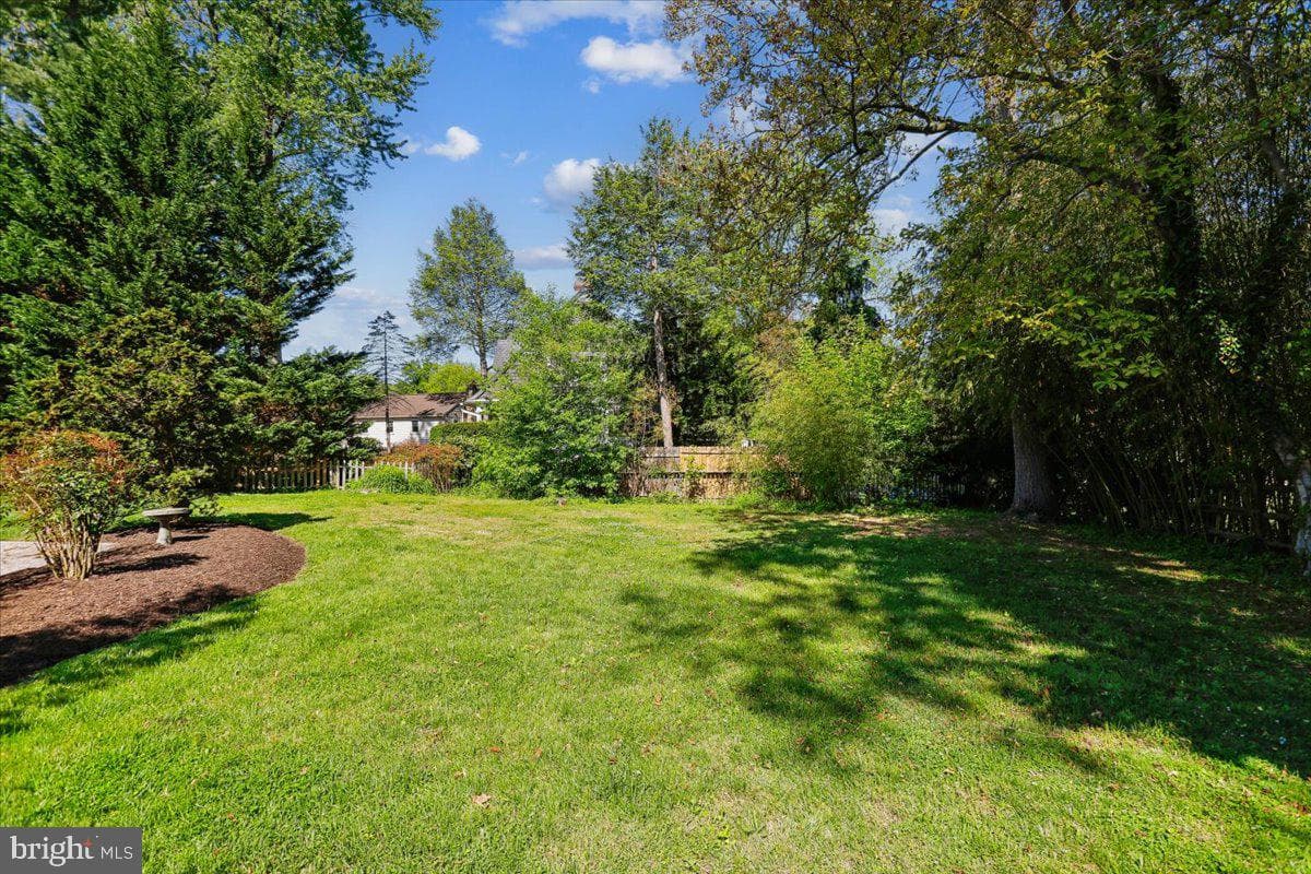 7918 Ruxway Road photo 34