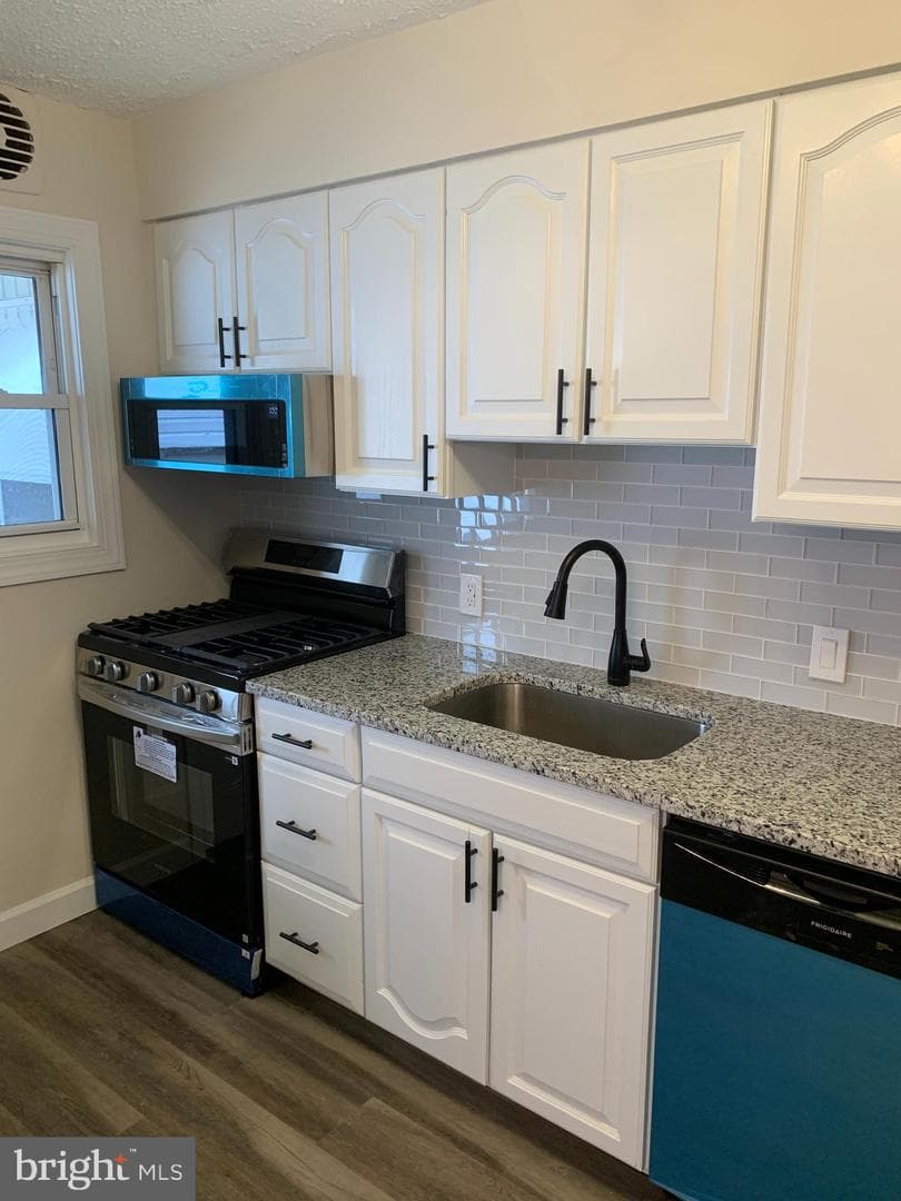 302 Endsleigh Avenue photo 8