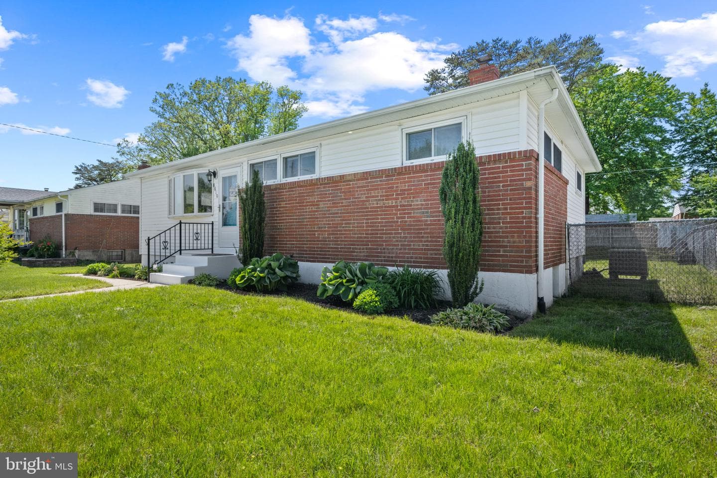 8810 Lakewood Road photo 2