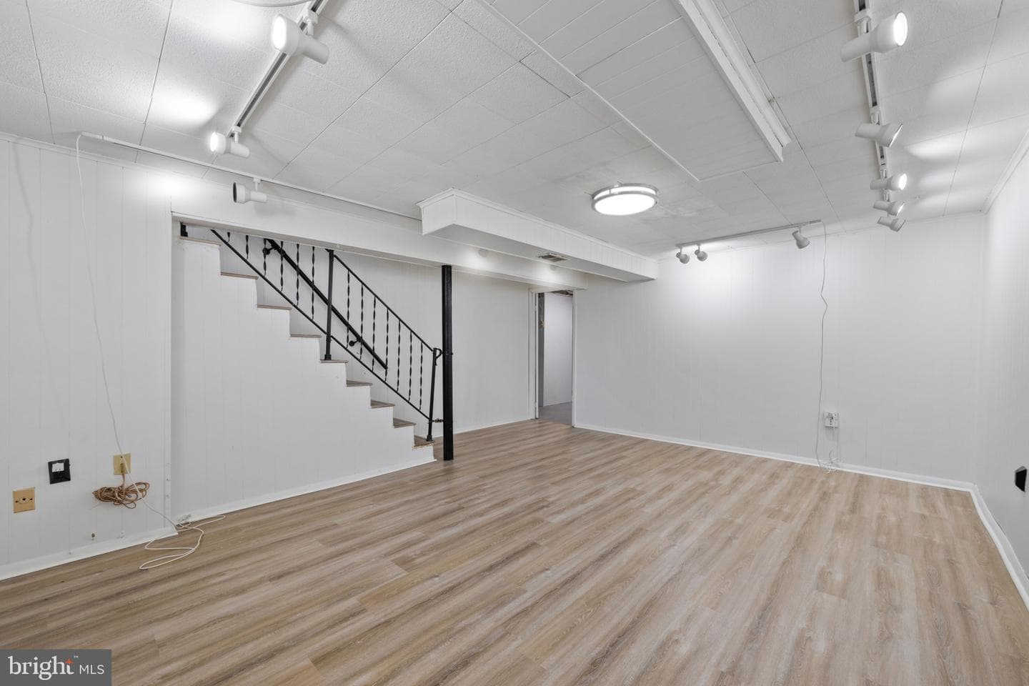 8810 Lakewood Road photo 21