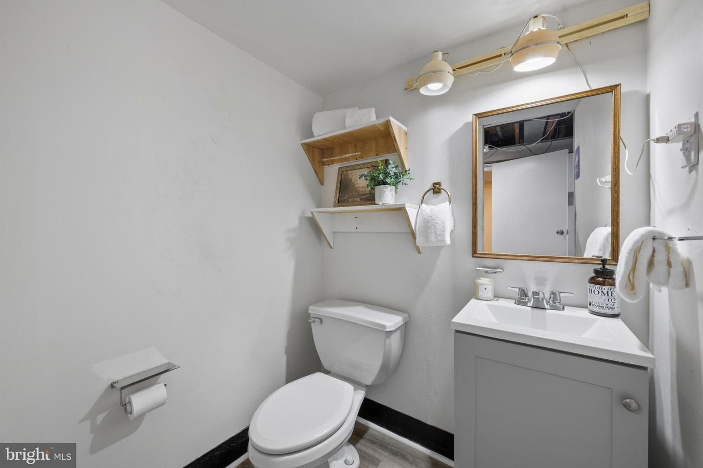 8810 Lakewood Road photo 23