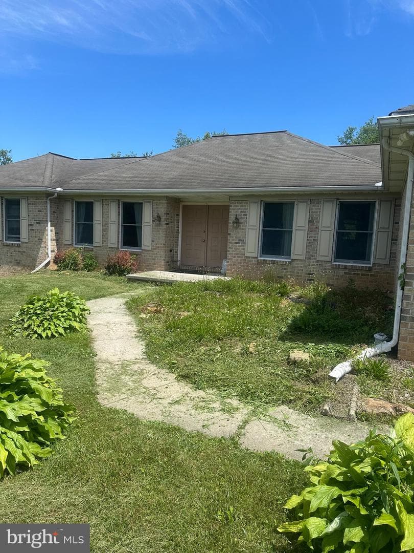 19801 Old York Road, White Hall