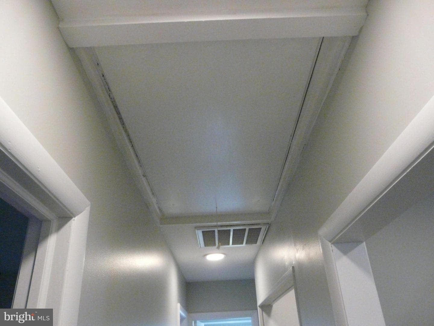 1009 Fuselage Avenue photo 20