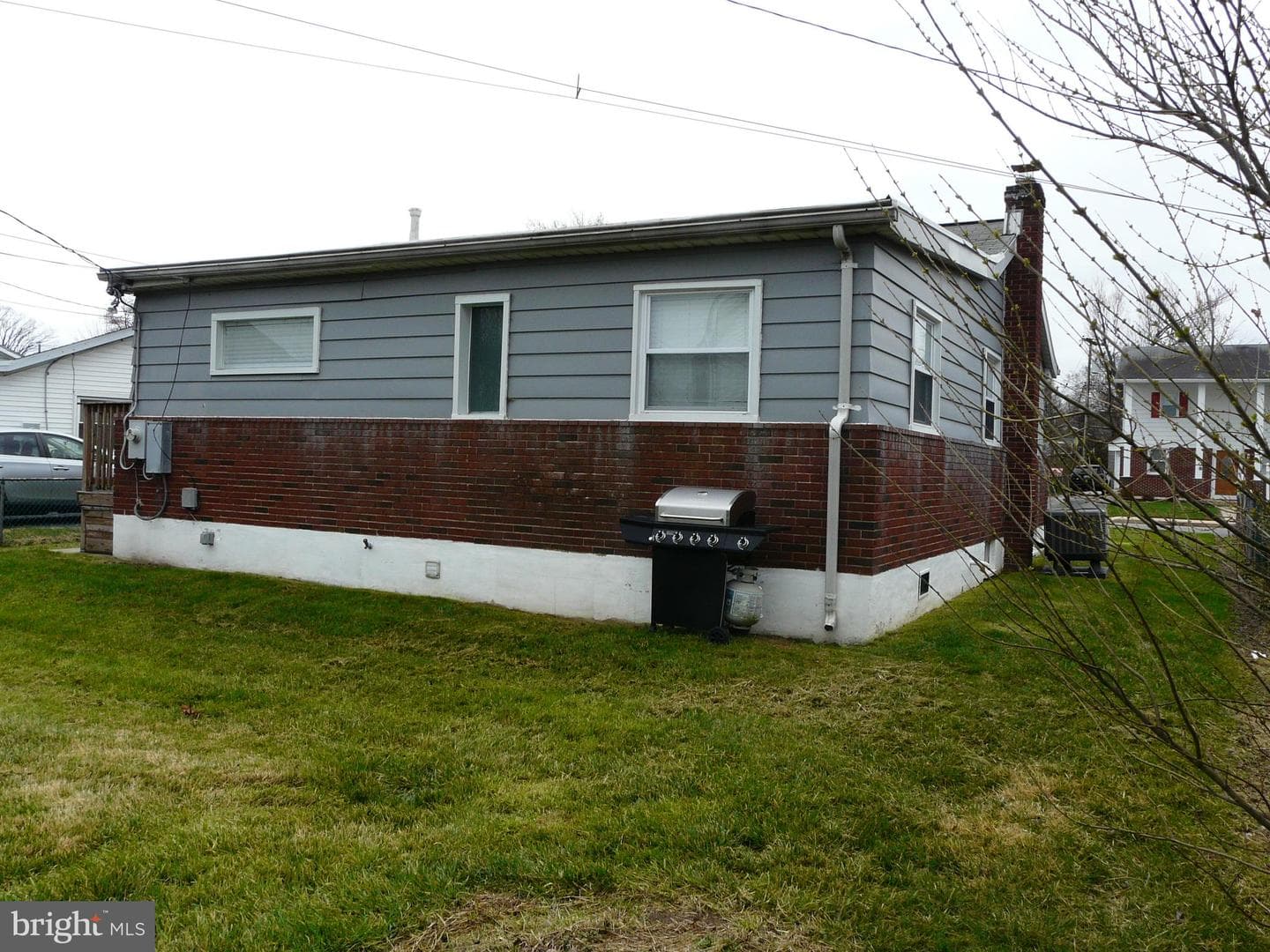 1009 Fuselage Avenue photo 28