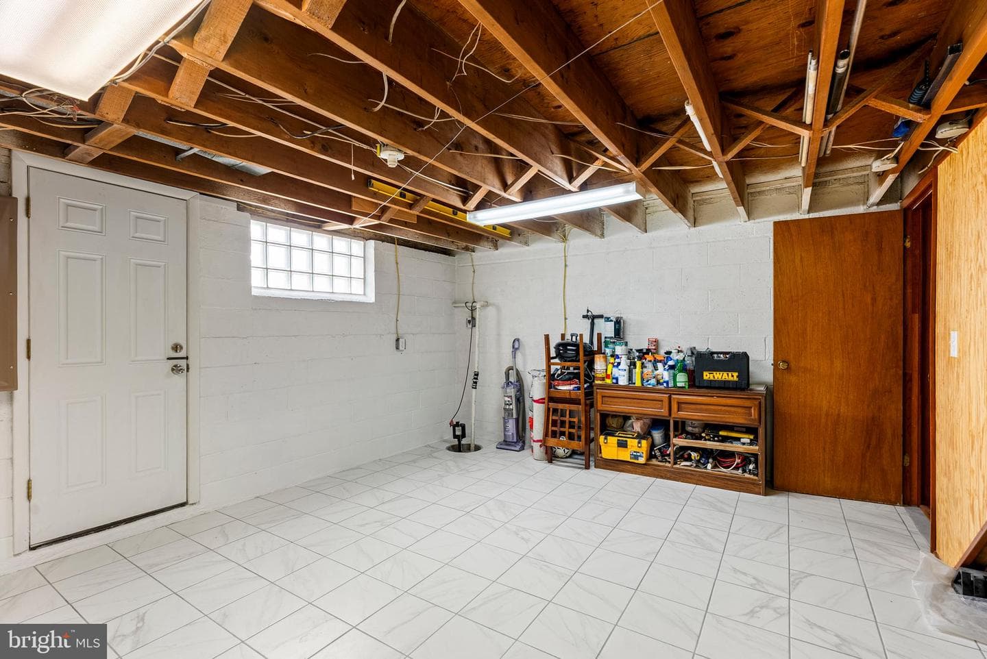 1041 Foxwood Lane photo 39