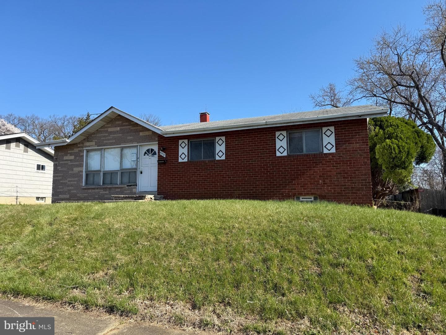 5512 Northgreen Road