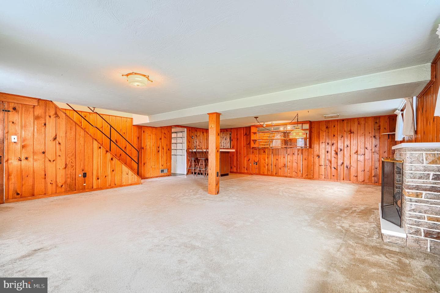211 Rothwell Drive photo 25