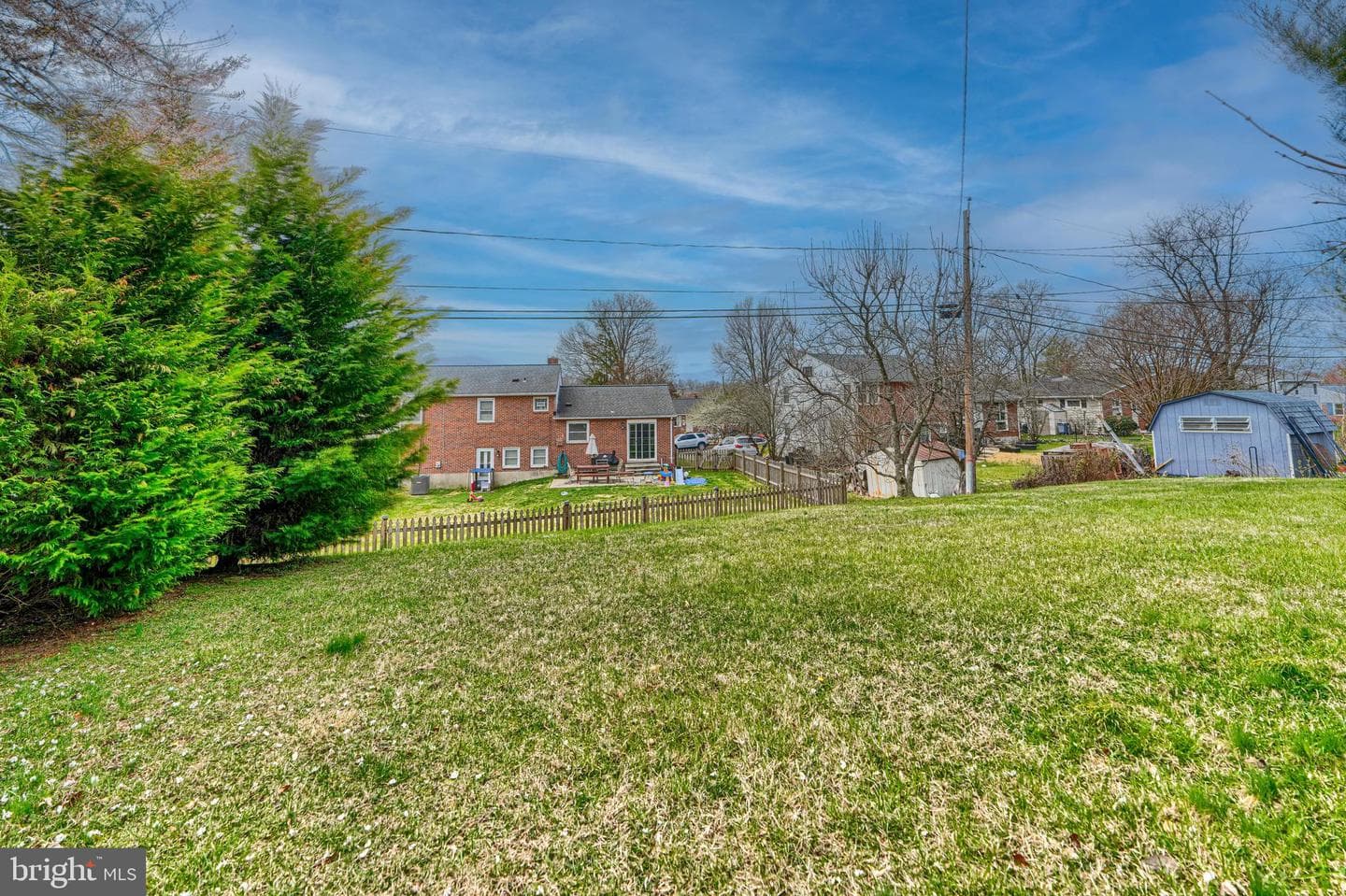 211 Rothwell Drive photo 38