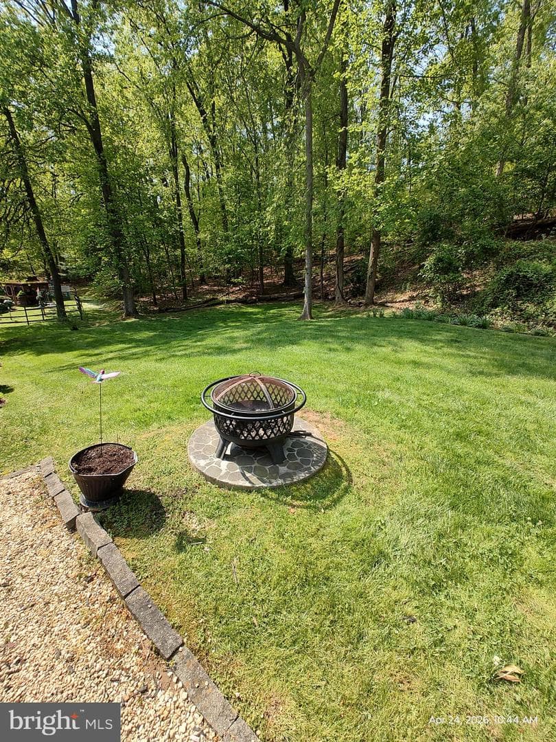 2813 Summit photo 52