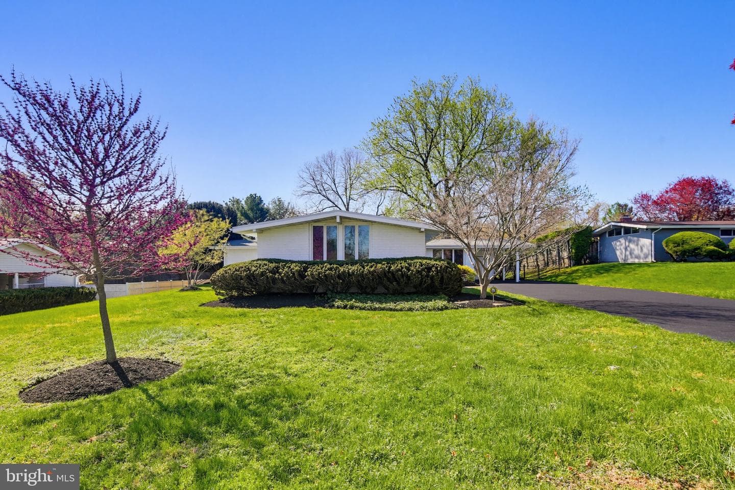 3415 Manor Hill Road photo 3