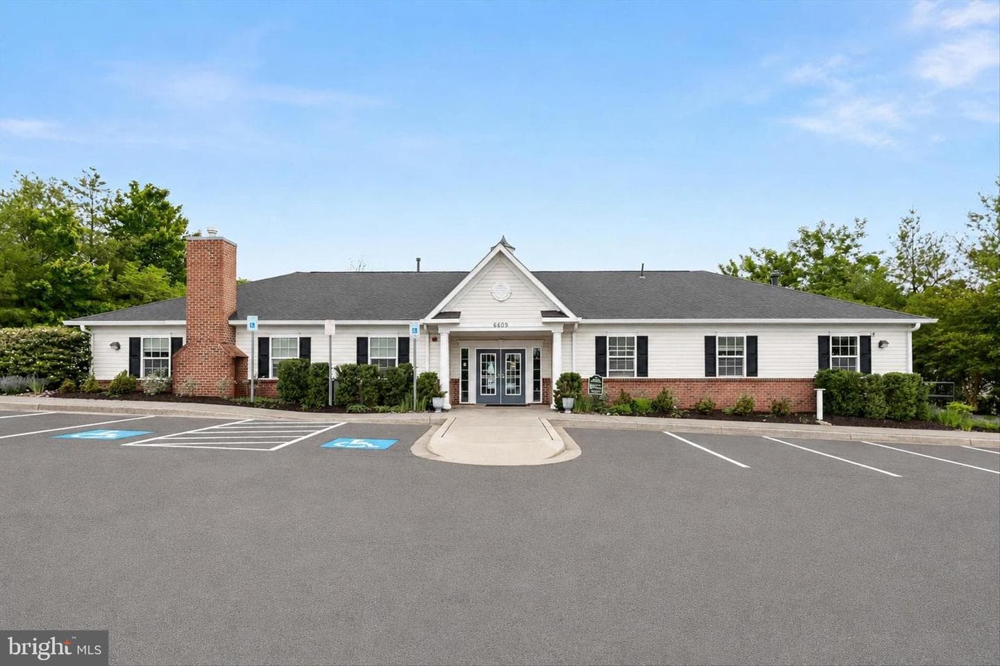 2035 Myrtlewood Road photo 56
