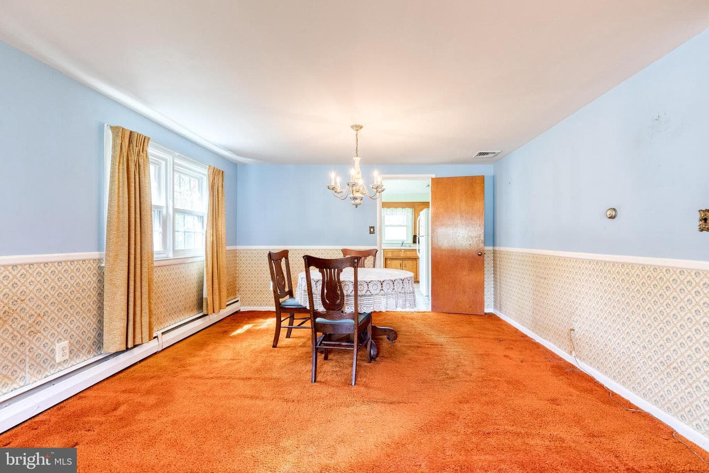 524 Goucher Boulevard photo 11