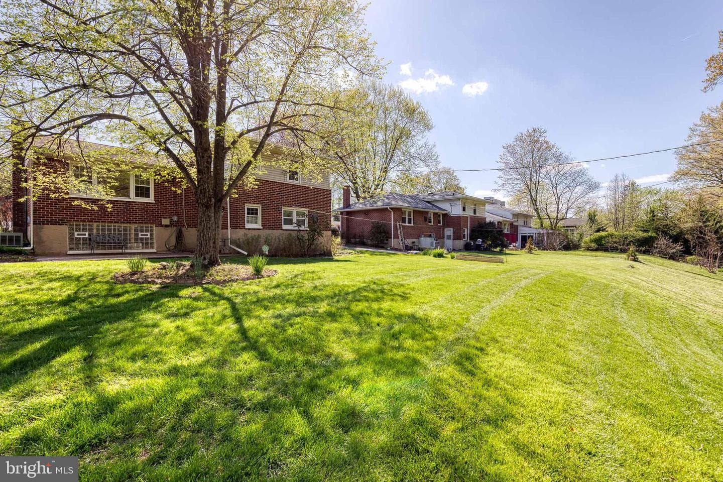 524 Goucher Boulevard photo 32
