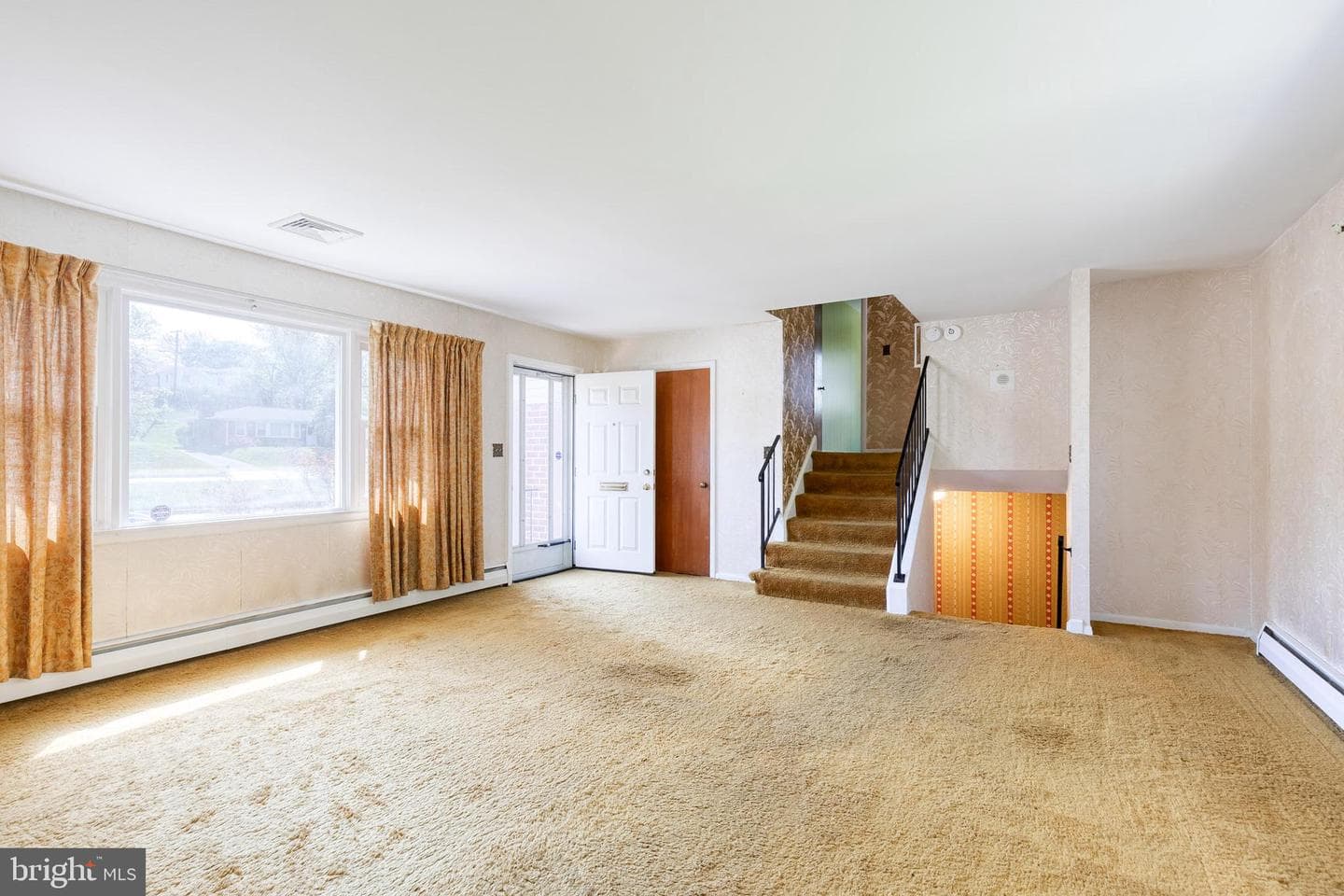 524 Goucher Boulevard photo 6