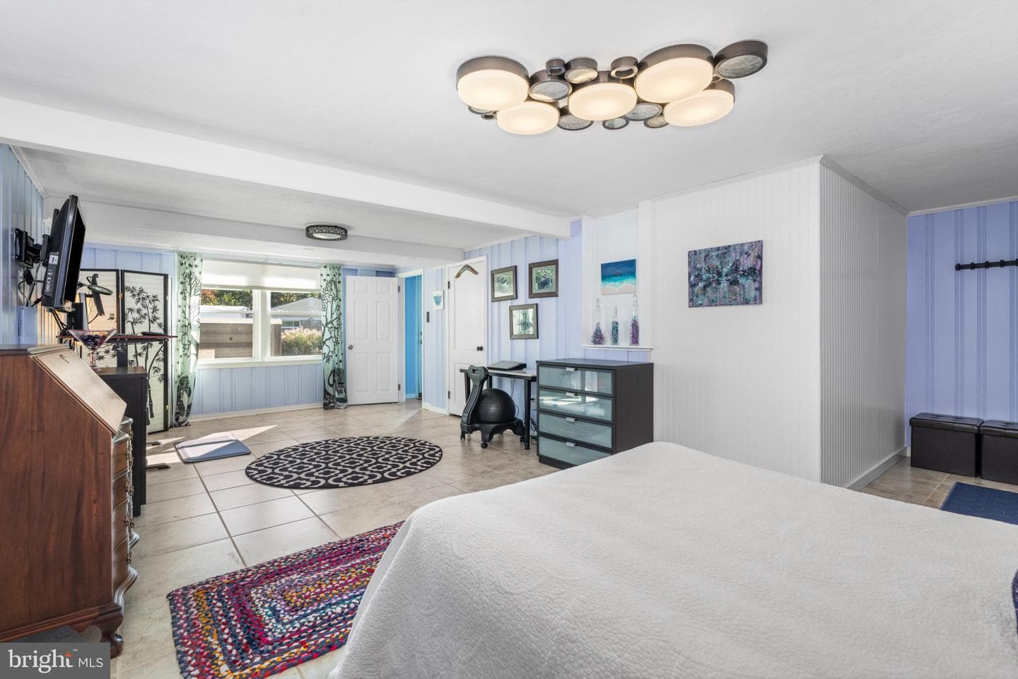 1101 Gypsy Lane W photo 35