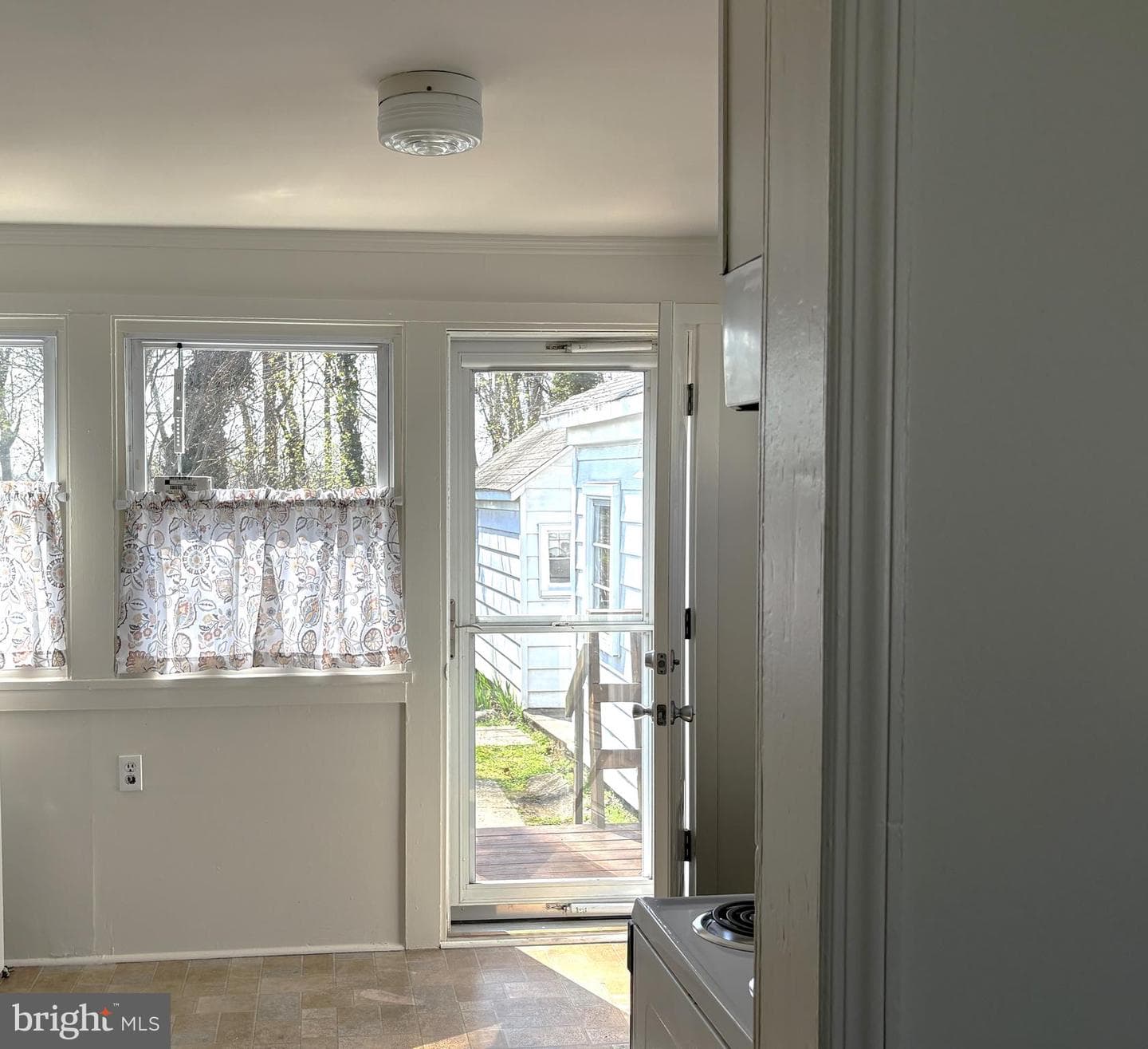 115 Compass Road photo 9