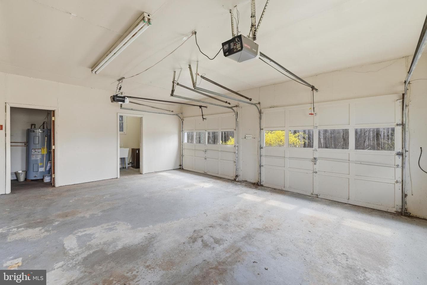 2201 Knox Avenue photo 12
