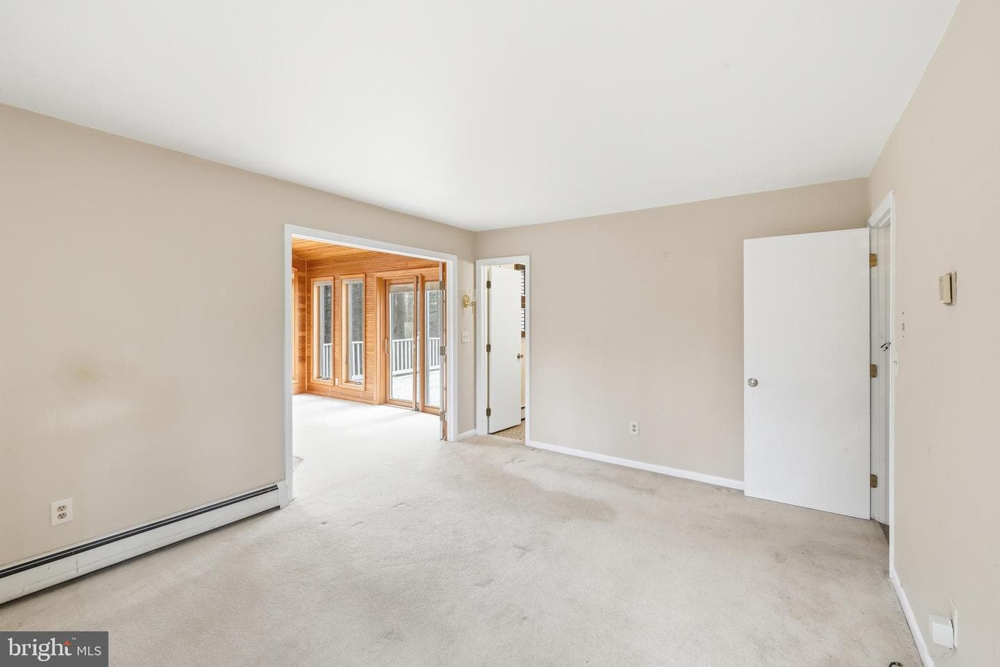 2201 Knox Avenue photo 13