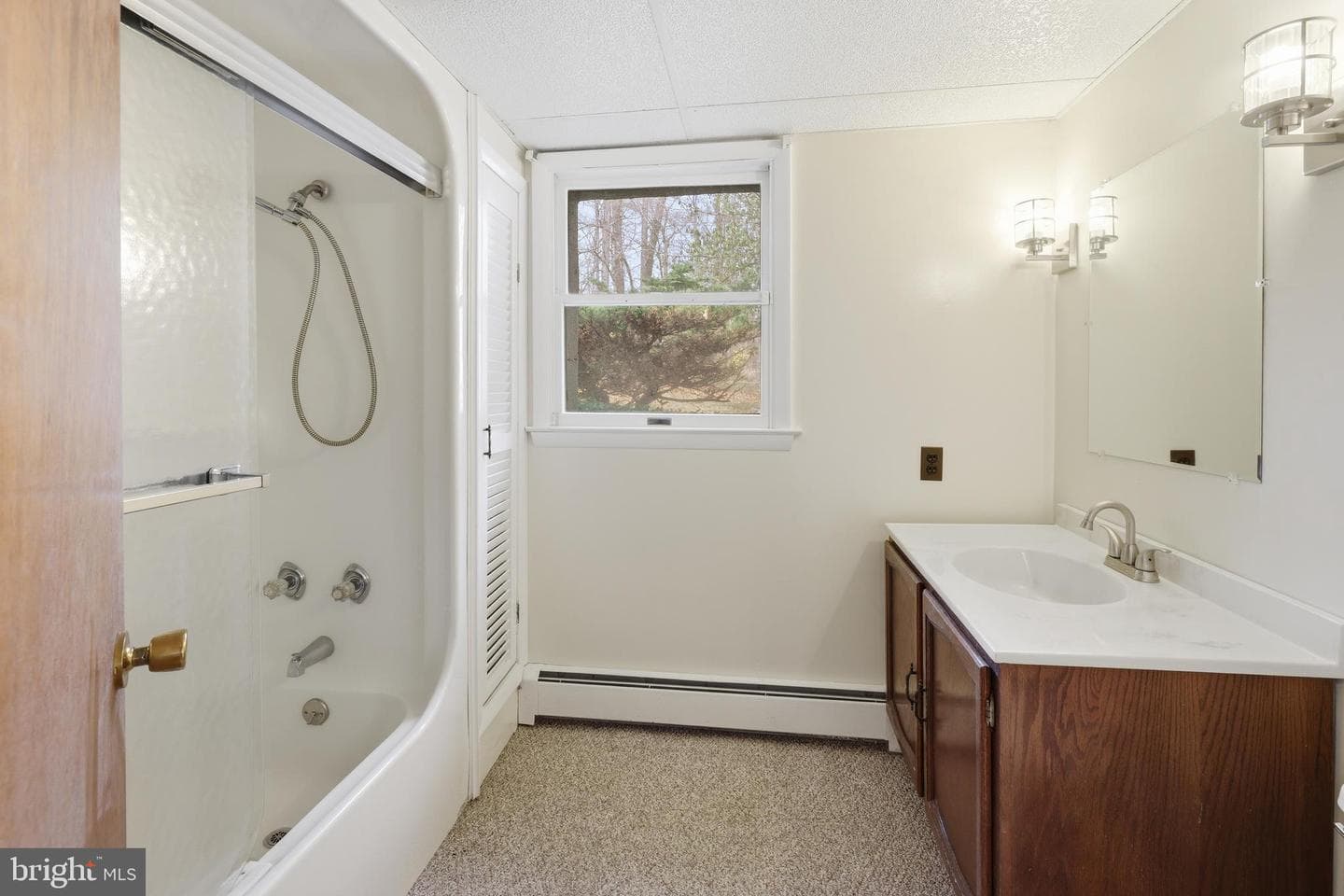 2201 Knox Avenue photo 25