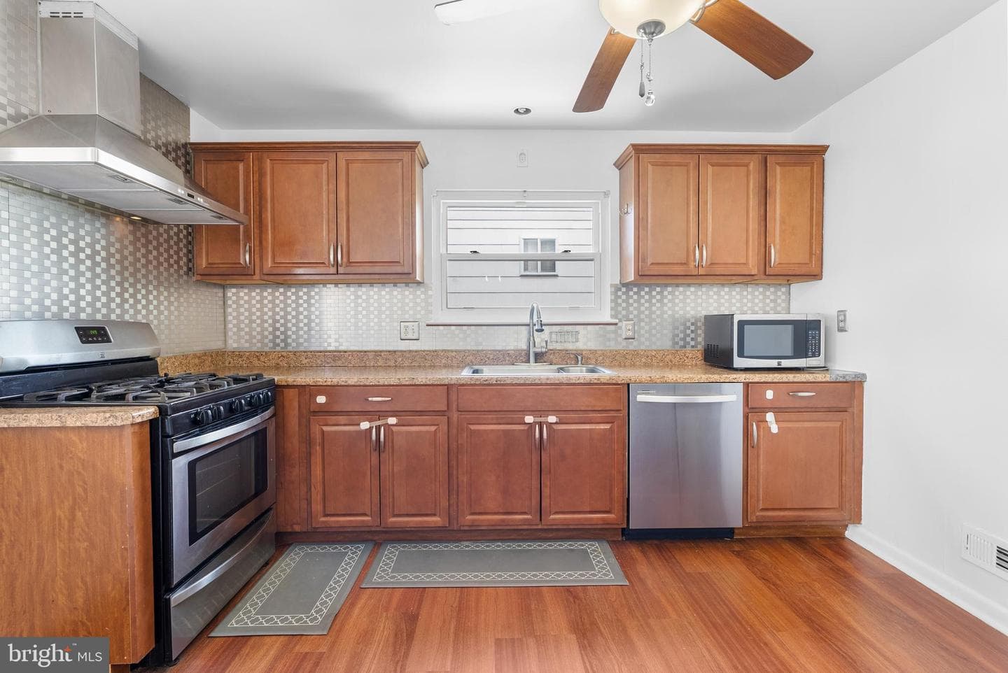 1304 Glenwilde Road photo 12