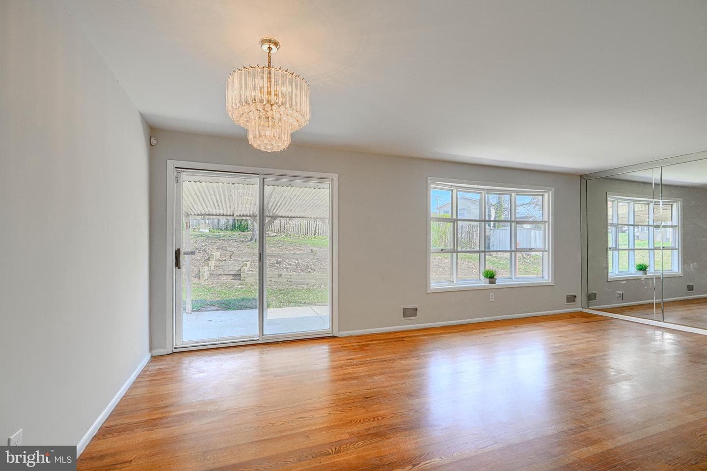 1741 Ellinwood Road photo 3