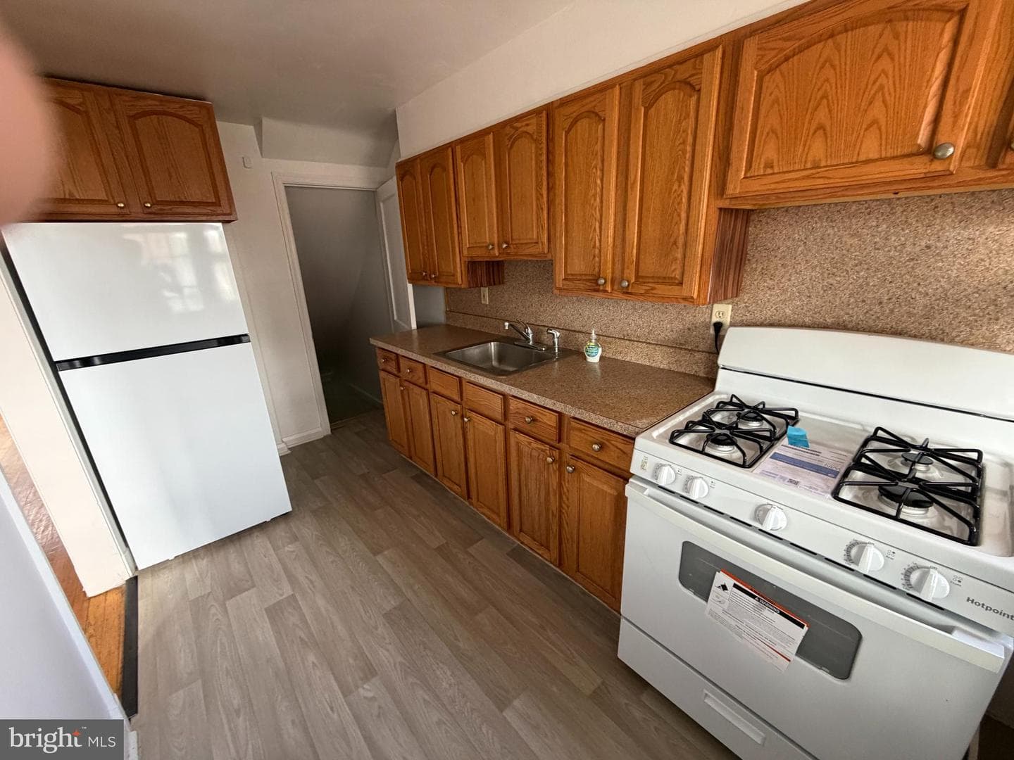 1403 Dartmouth Avenue photo 13