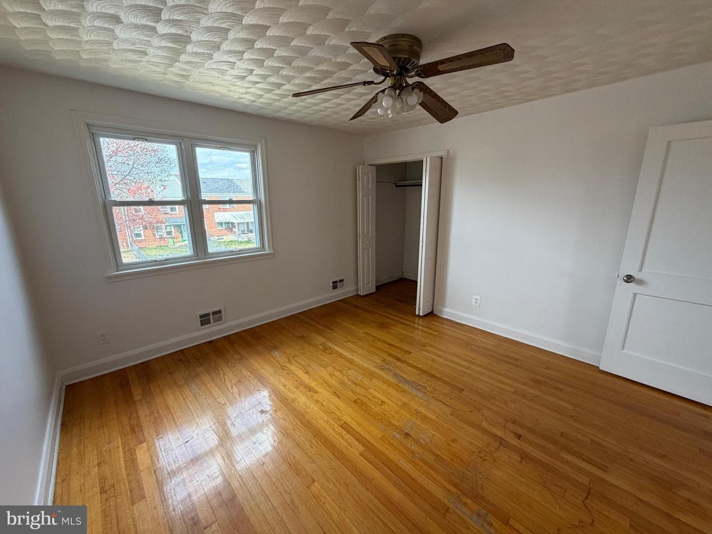1403 Dartmouth Avenue photo 18