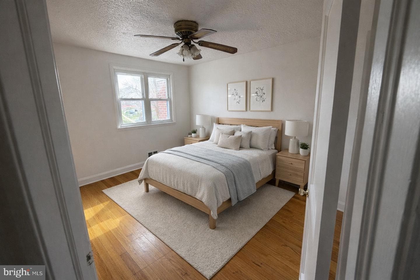 1403 Dartmouth Avenue photo 20