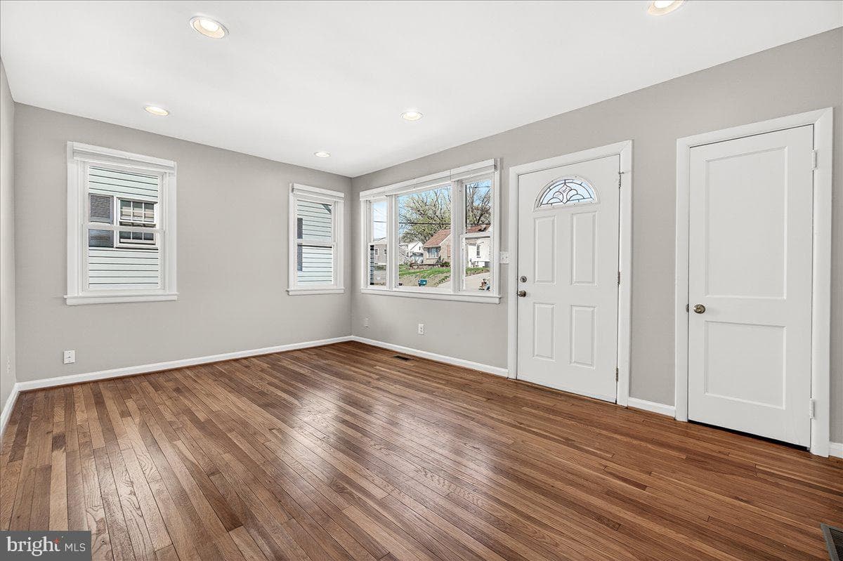 2855 Tennessee Ave photo 8
