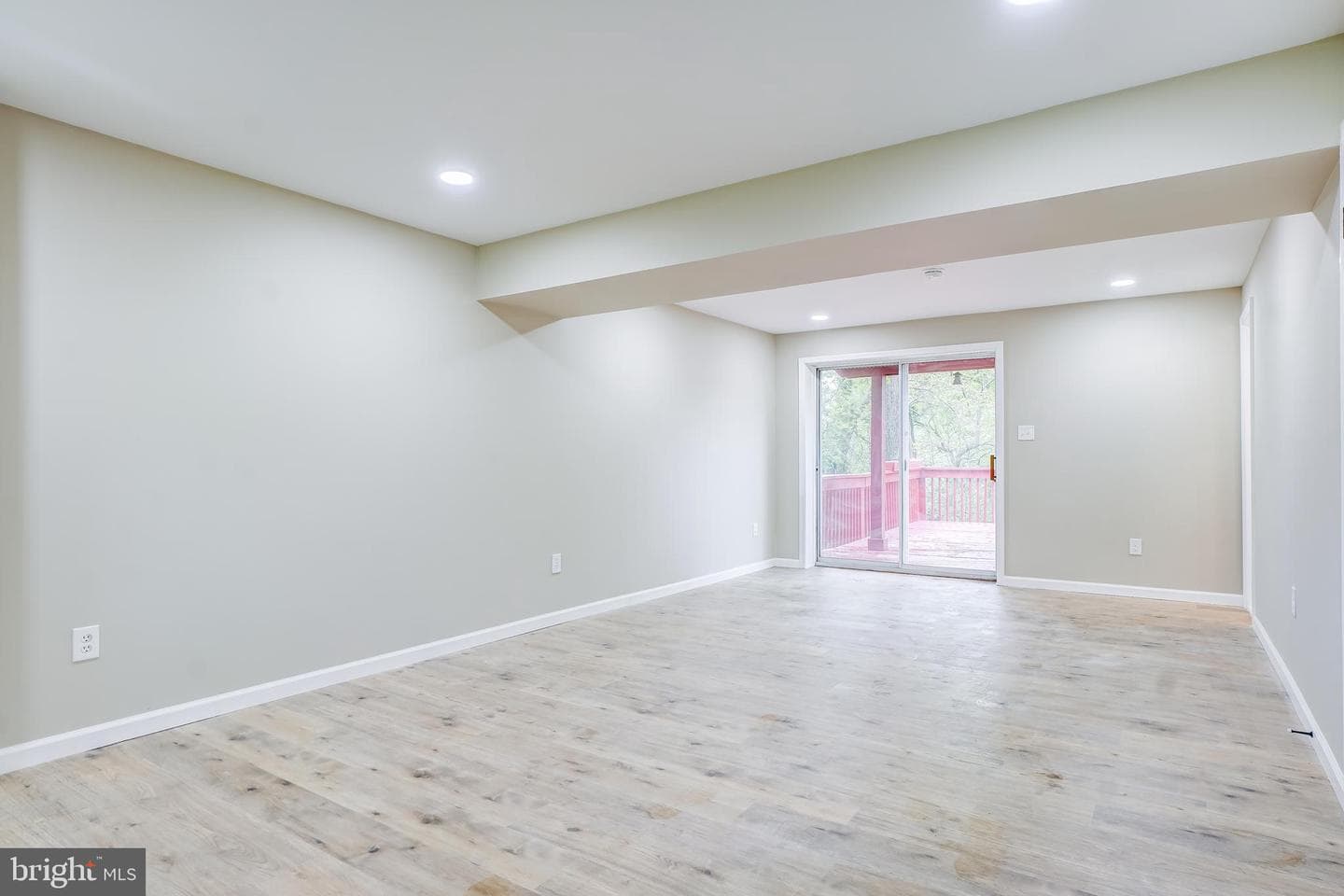 8813 Orchard Road photo 27