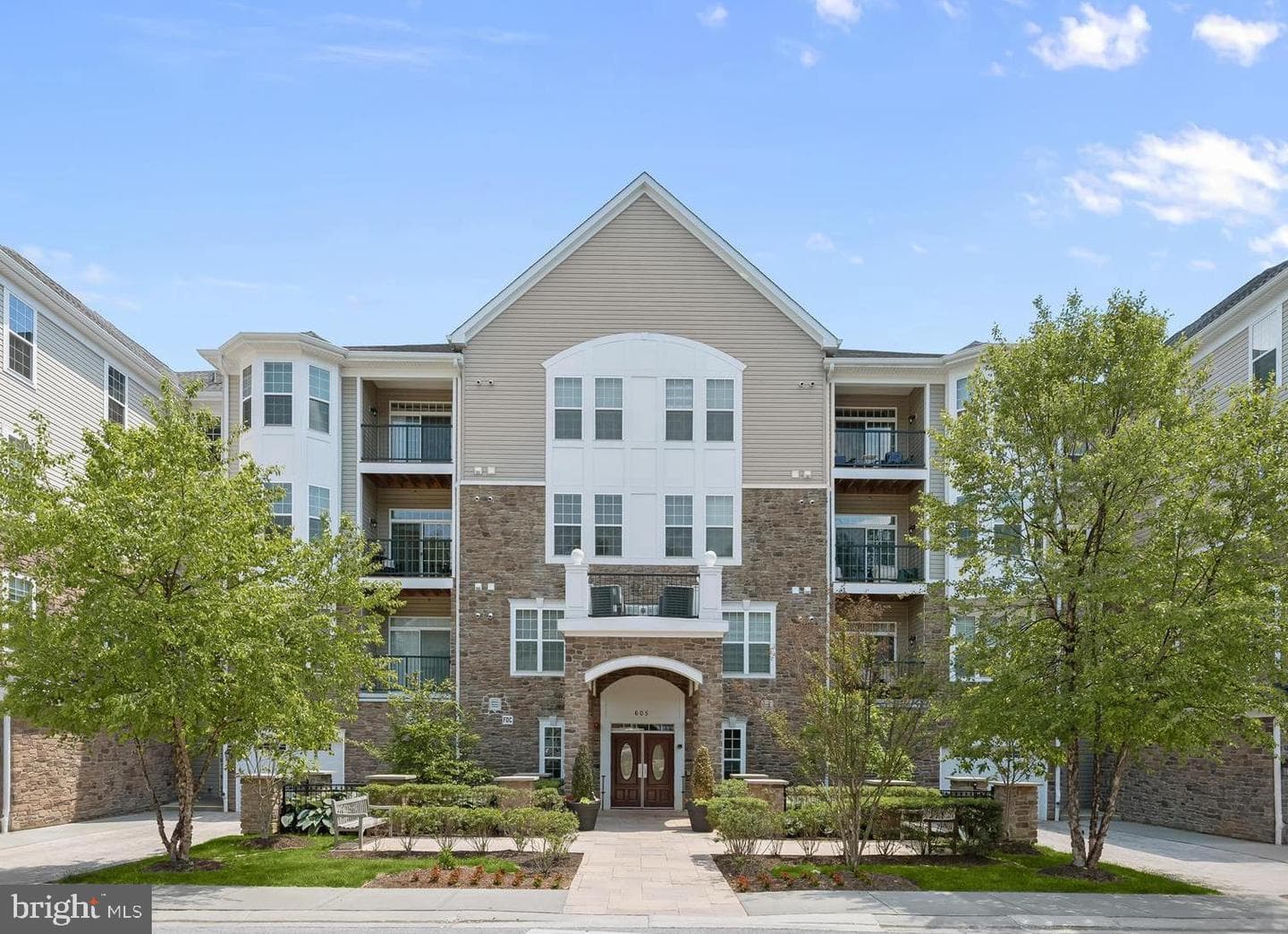 605 Quarry View Court #301
