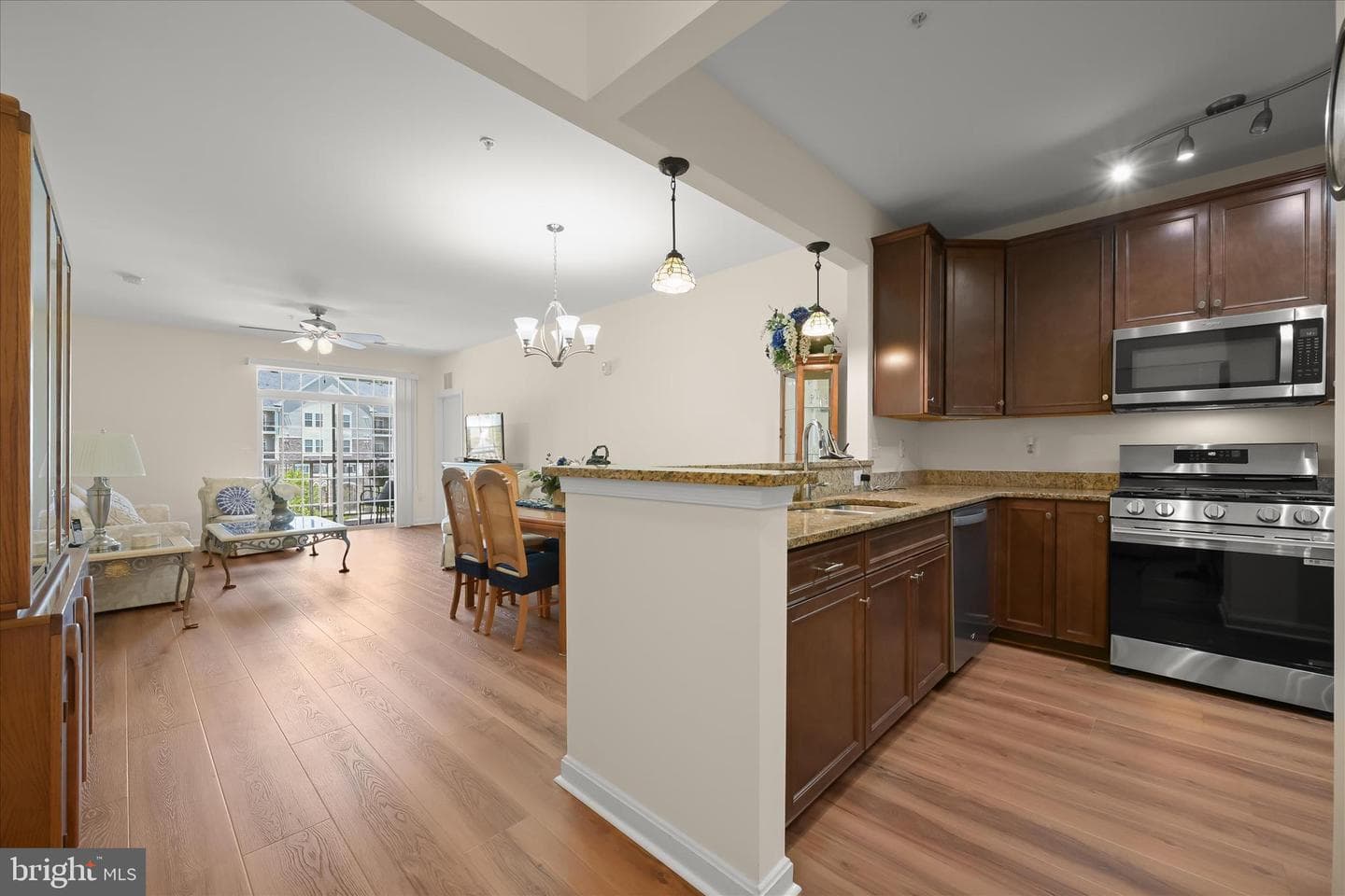 605 Quarry View Court #301 photo 2