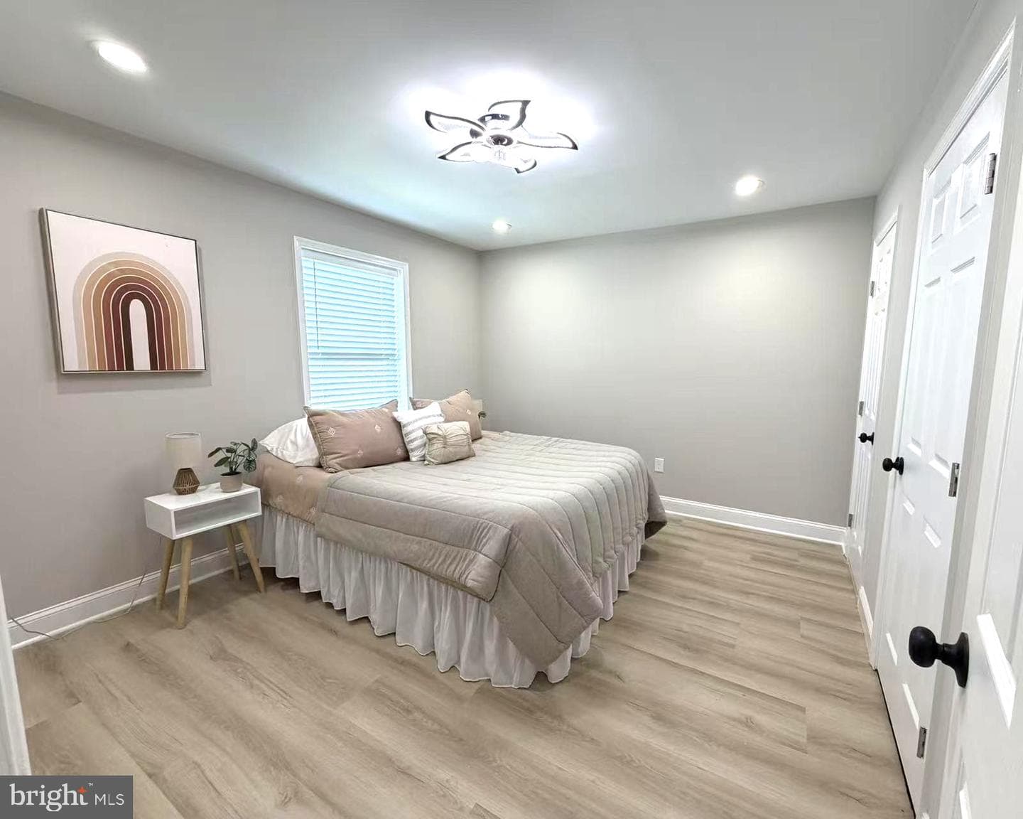 19 N Ritters Lane photo 31