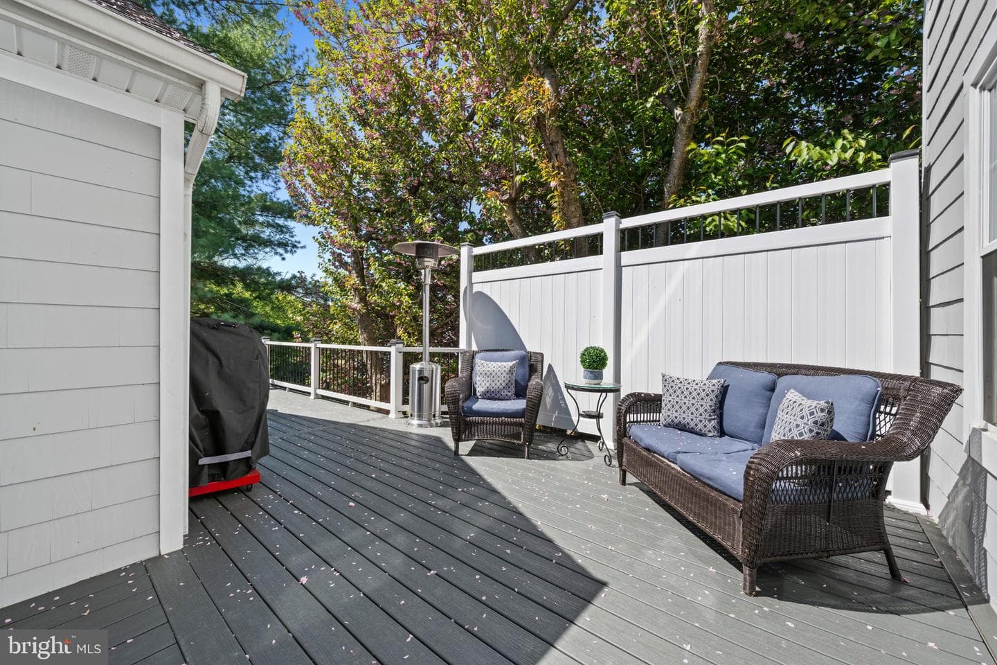 219 Ashland Road photo 46