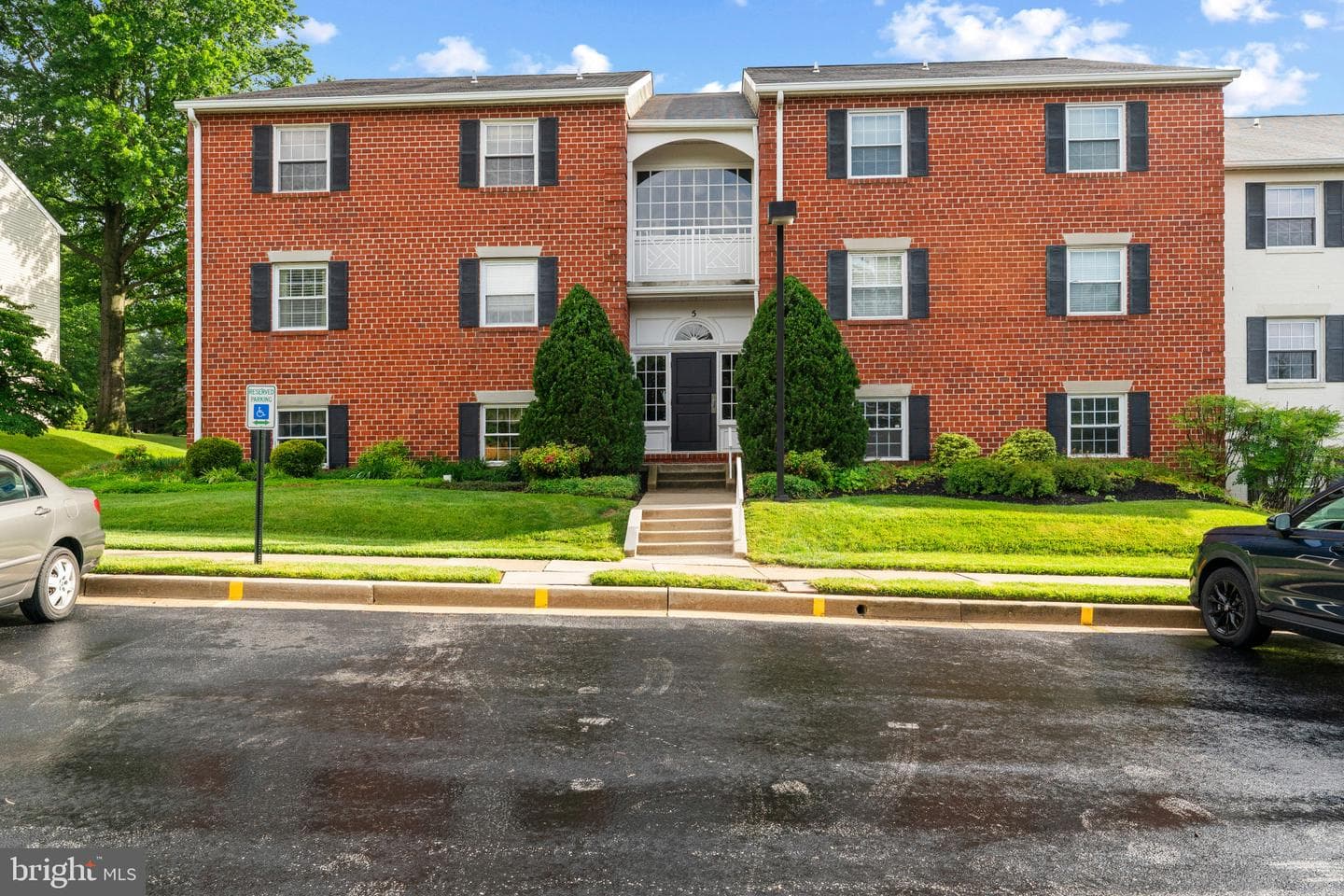 5 Elphin #301, Lutherville Timonium