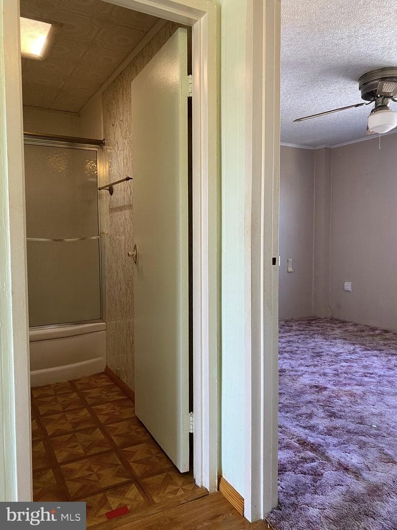 8048 Eastdale Road photo 10