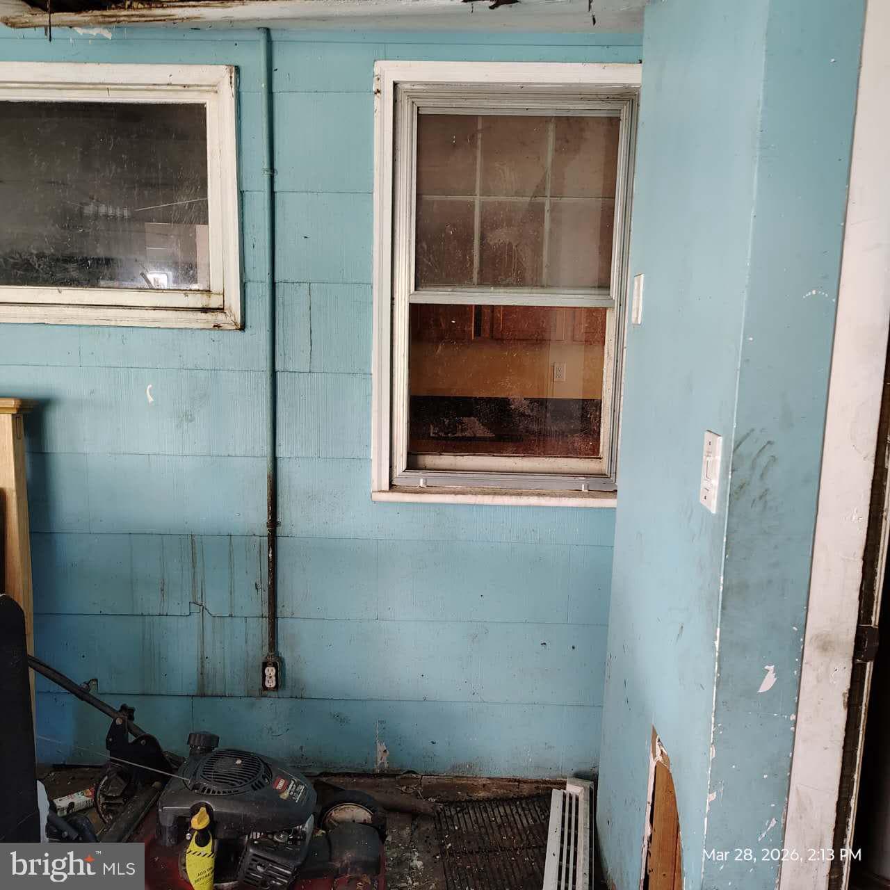 8720 Old Harford photo 11