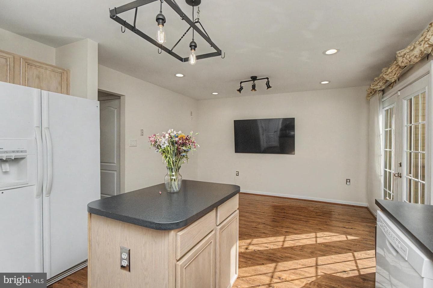 215 Carolstowne Road photo 16