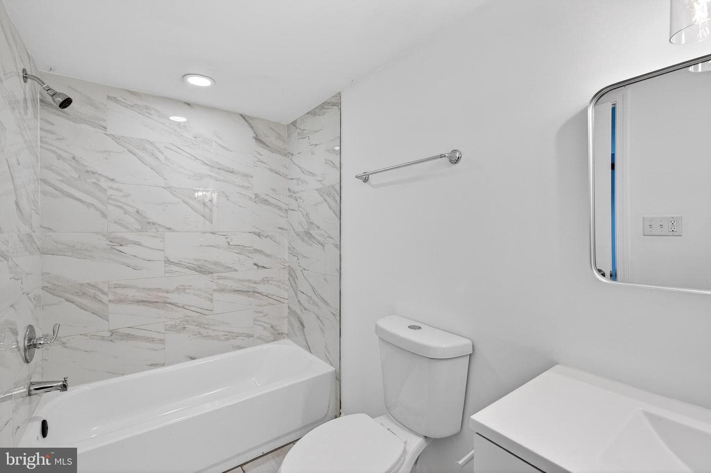 7014 Belclare Road photo 10