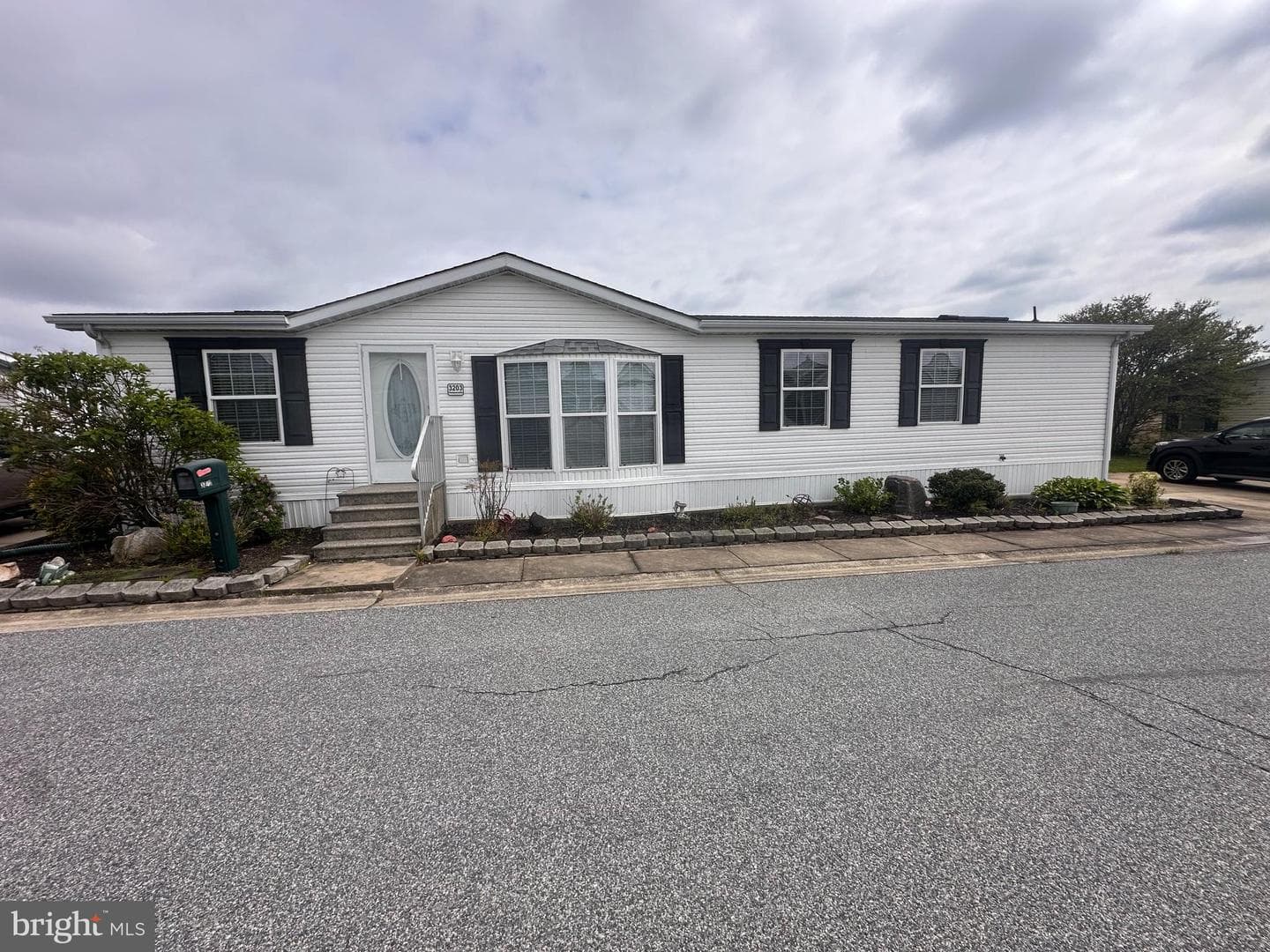 3203 Honeysuckle Lane photo 1