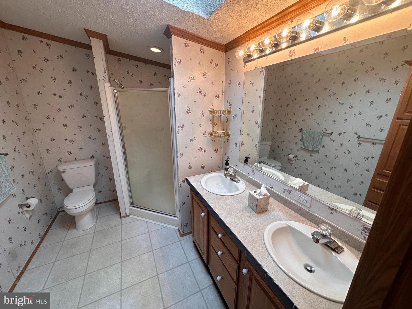 3203 Honeysuckle Lane photo 7