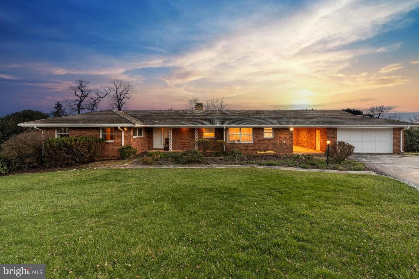 8 Lochview Court photo 14