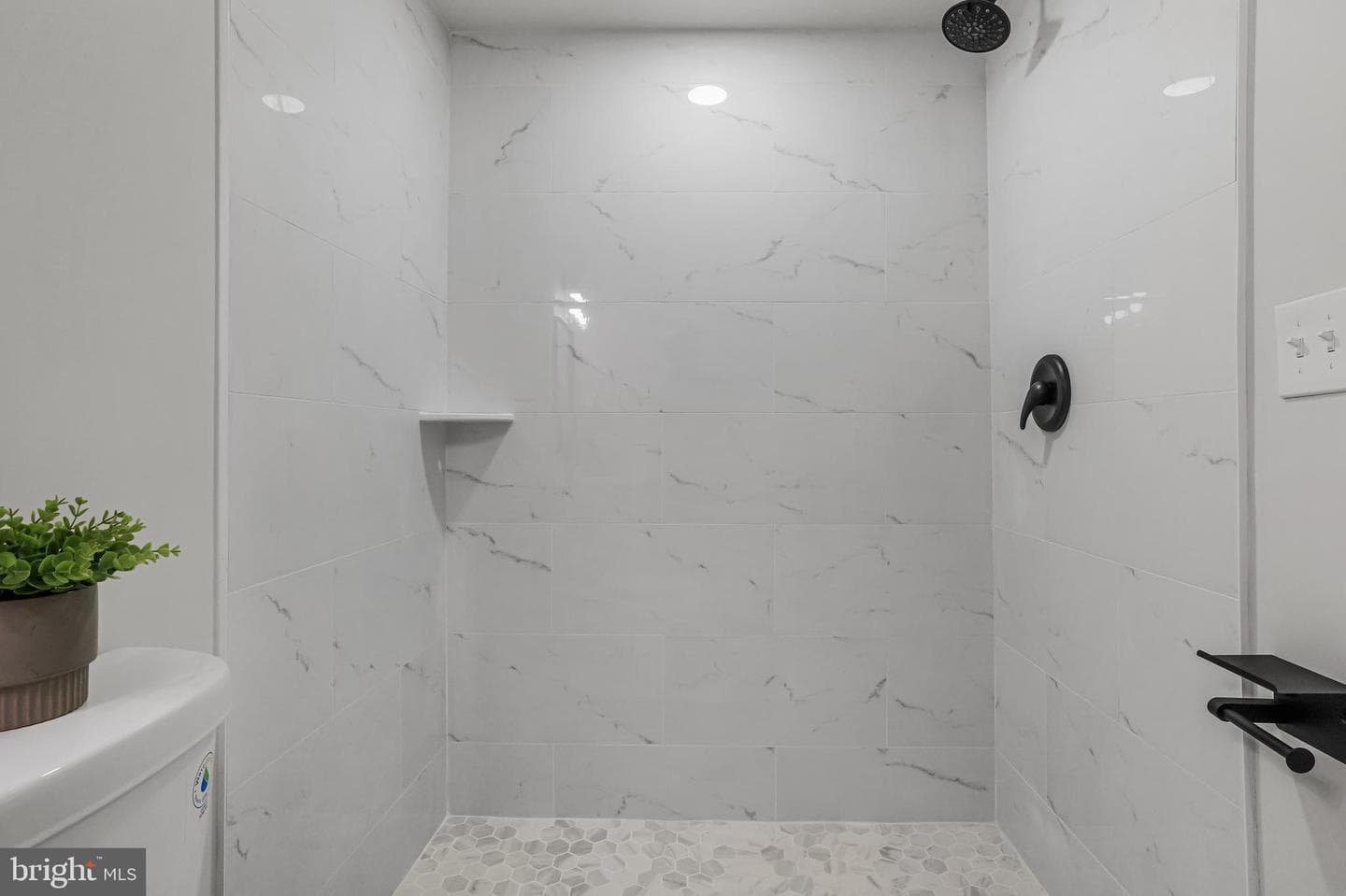 106 4th Avenue photo 25
