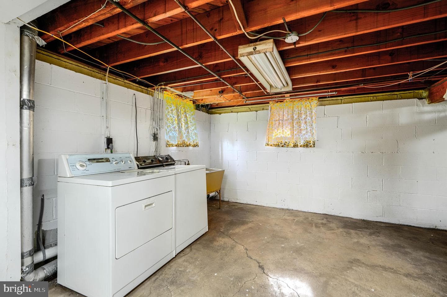 6735 Oak Avenue photo 34