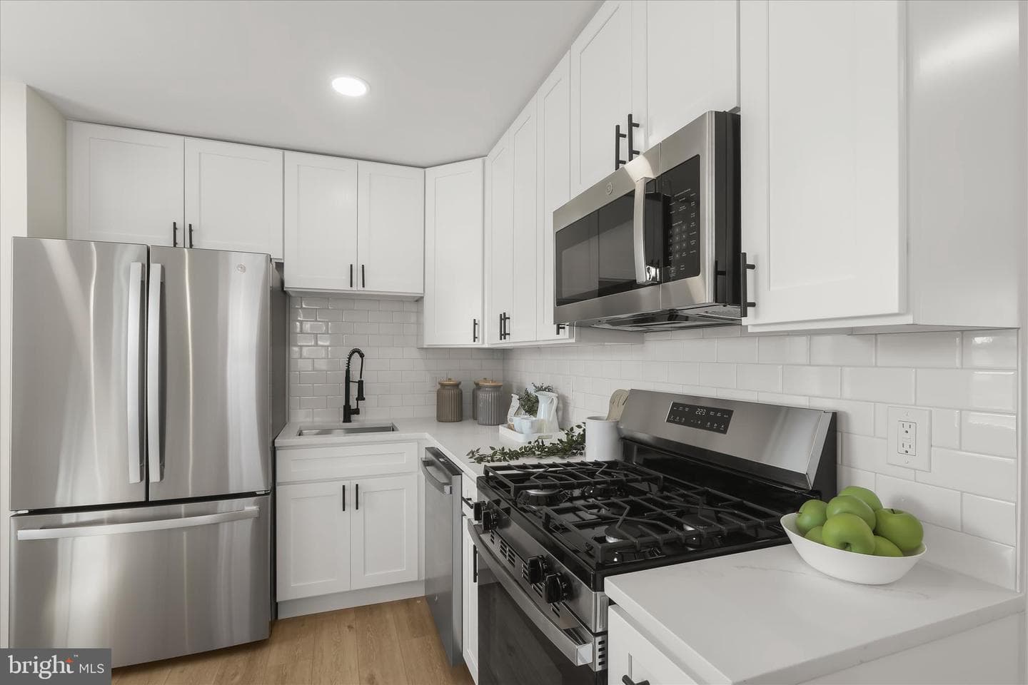 6850 Parsons Avenue photo 13