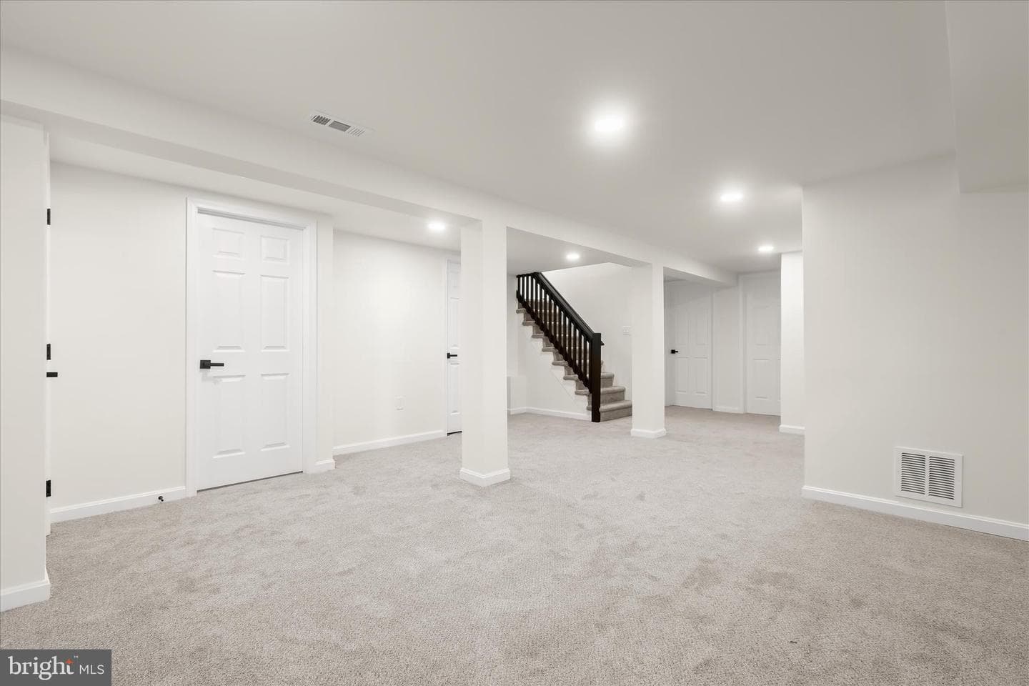 6850 Parsons Avenue photo 25