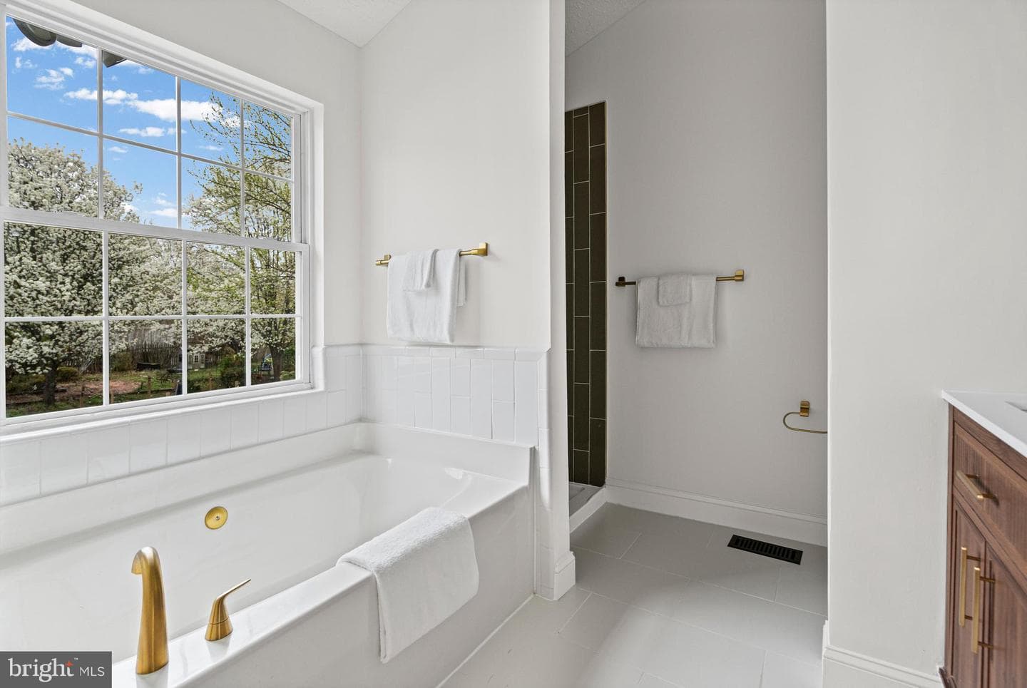 1018 Meadow Glen Road photo 20