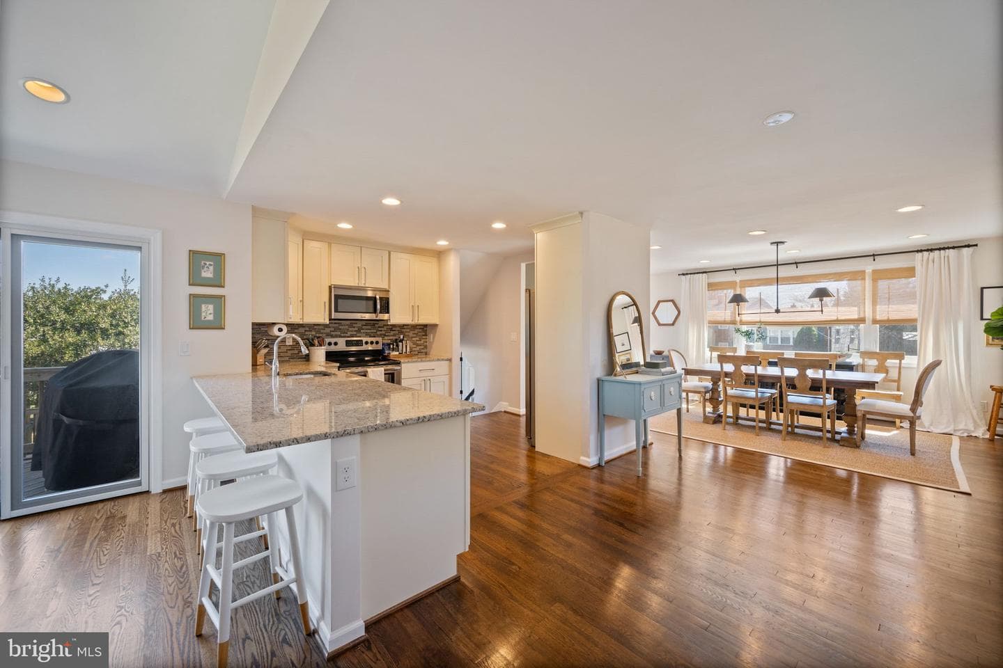 6 Pickett Road photo 18